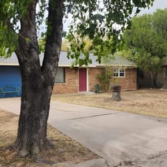 Stylish 2 BR near Goodfellow AFB.