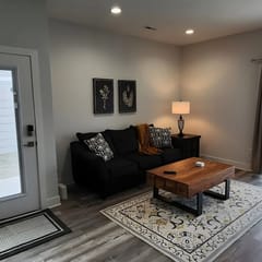 (5500) NEW single level 3 bed 2 bath
