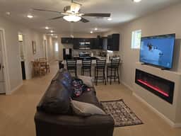 Brand Spankin New - Near Riverside - Image 2