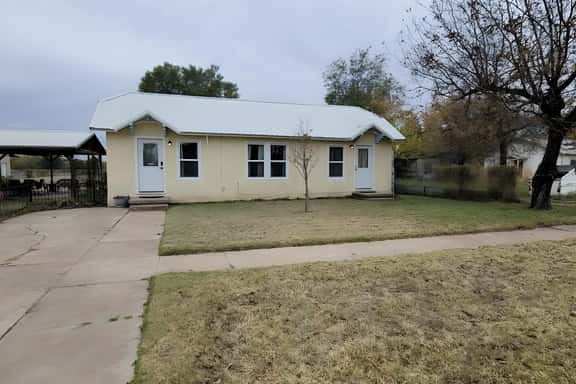 Sheriff's House next to Jailhouse - Image 1