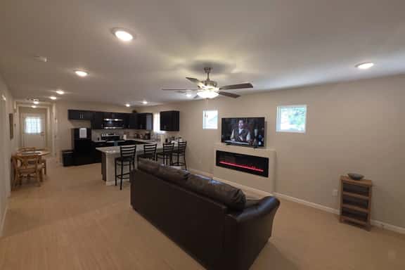 Brand Spankin New - Near Riverside - Image 1