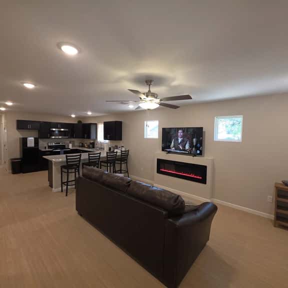 Brand Spankin New - Near Riverside - Image 1