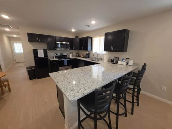 Brand Spankin New - Near Riverside - Image 3