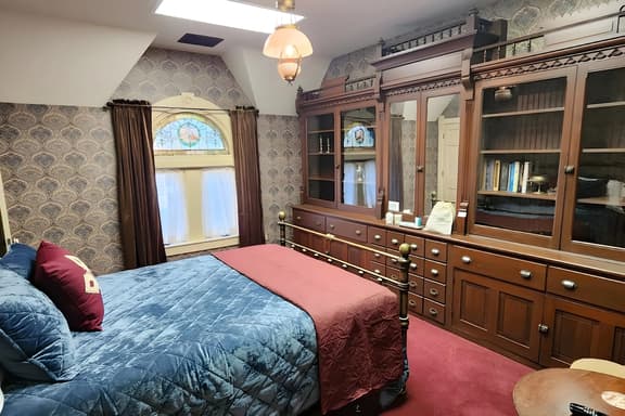 #2 The Blue Room at the Feitshans House